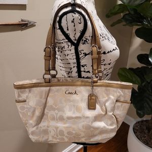 Coach cream signature print gallery tote